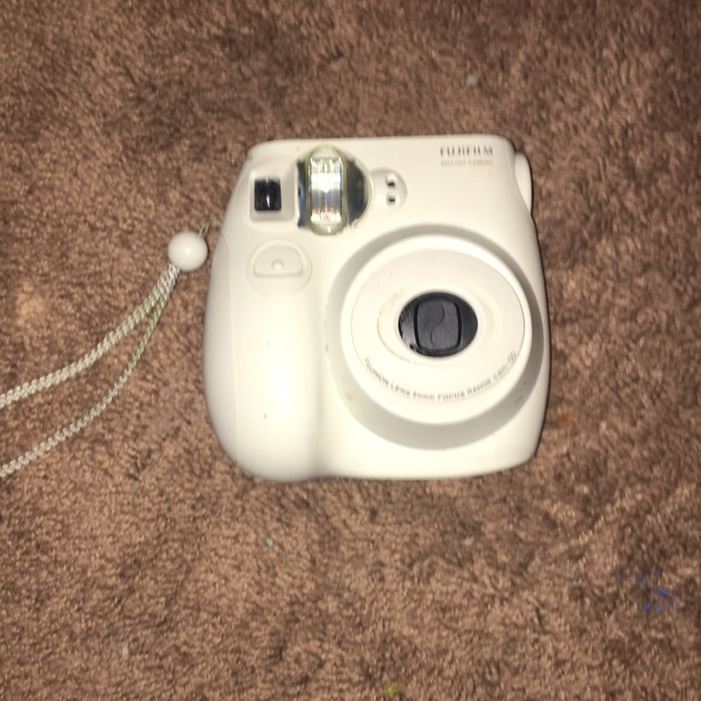 Instax mini fujifim 60 mm focus range